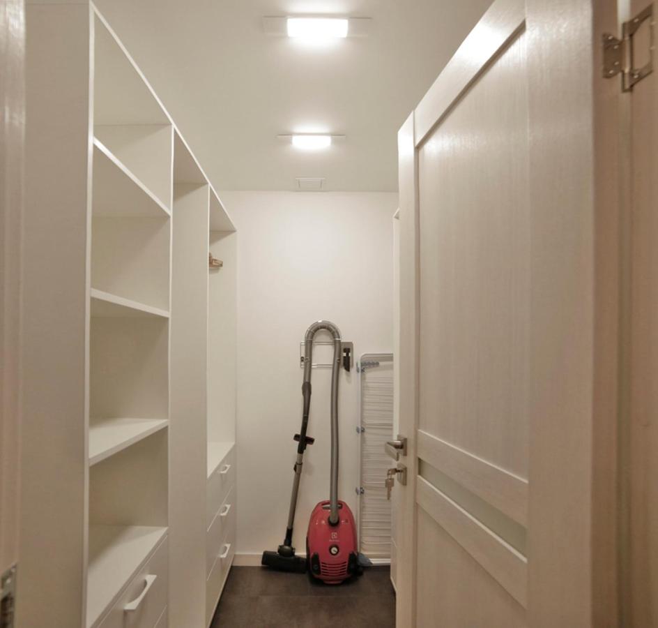 Great Location, Stylish Apartment Юрмала Екстер'єр фото